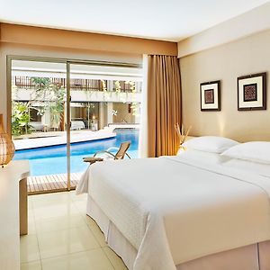 Lagoon Zimmer mit Kingsize-Bett